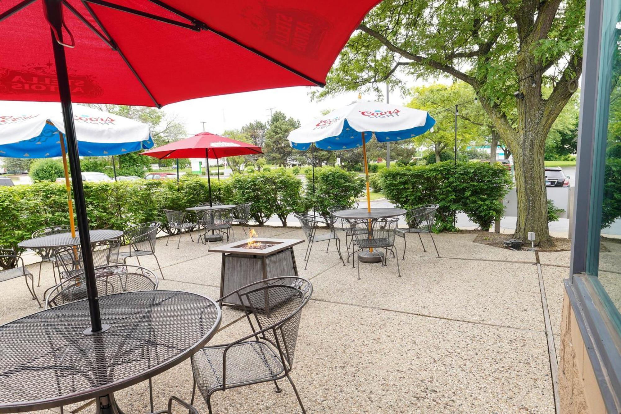 Holiday Inn & Suites Chicago-Carol Stream Wheaton By Ihg Εξωτερικό φωτογραφία