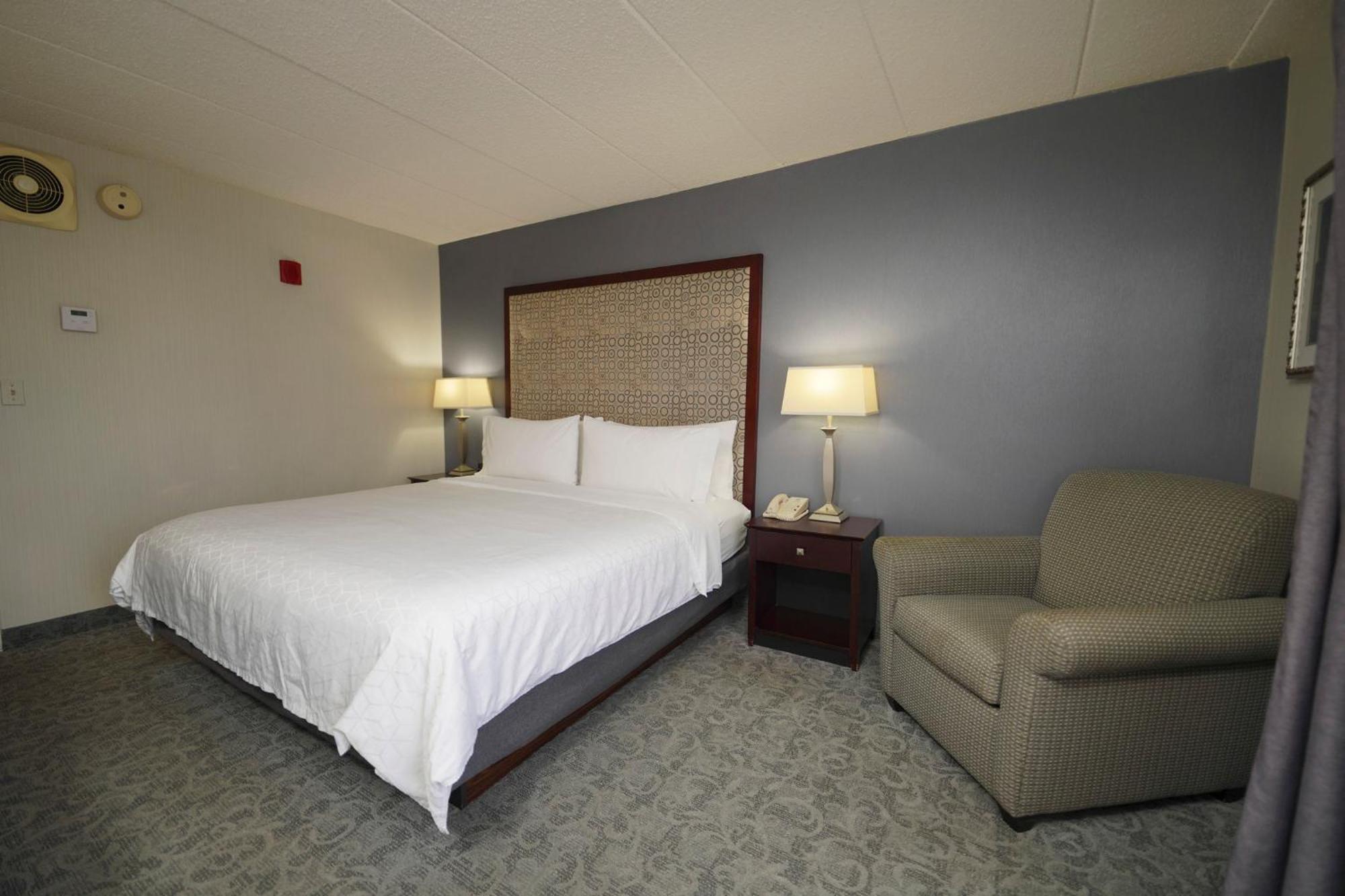 Holiday Inn & Suites Chicago-Carol Stream Wheaton By Ihg Εξωτερικό φωτογραφία