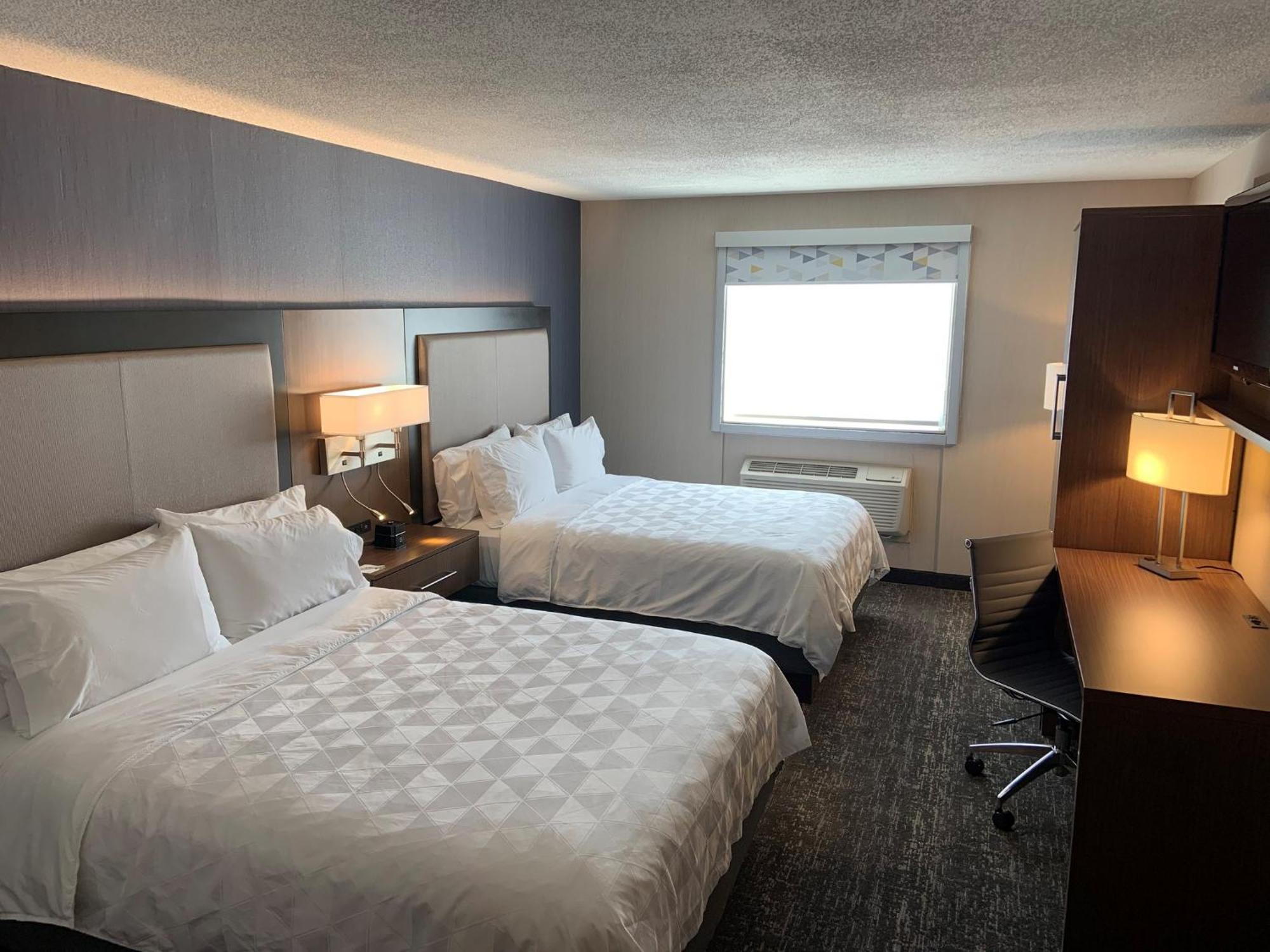 Holiday Inn & Suites Chicago-Carol Stream Wheaton By Ihg Εξωτερικό φωτογραφία